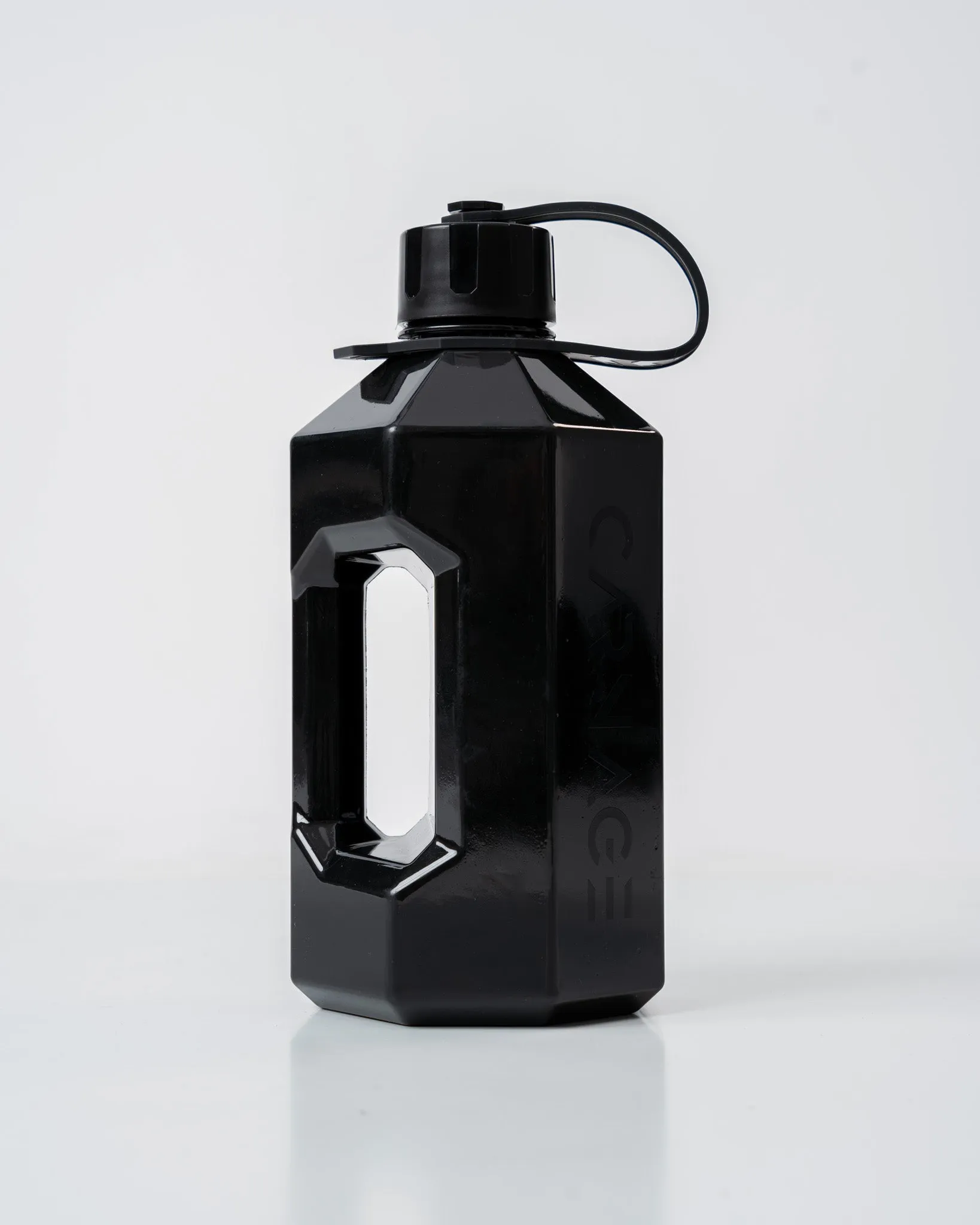 All Black 2L Hydrator