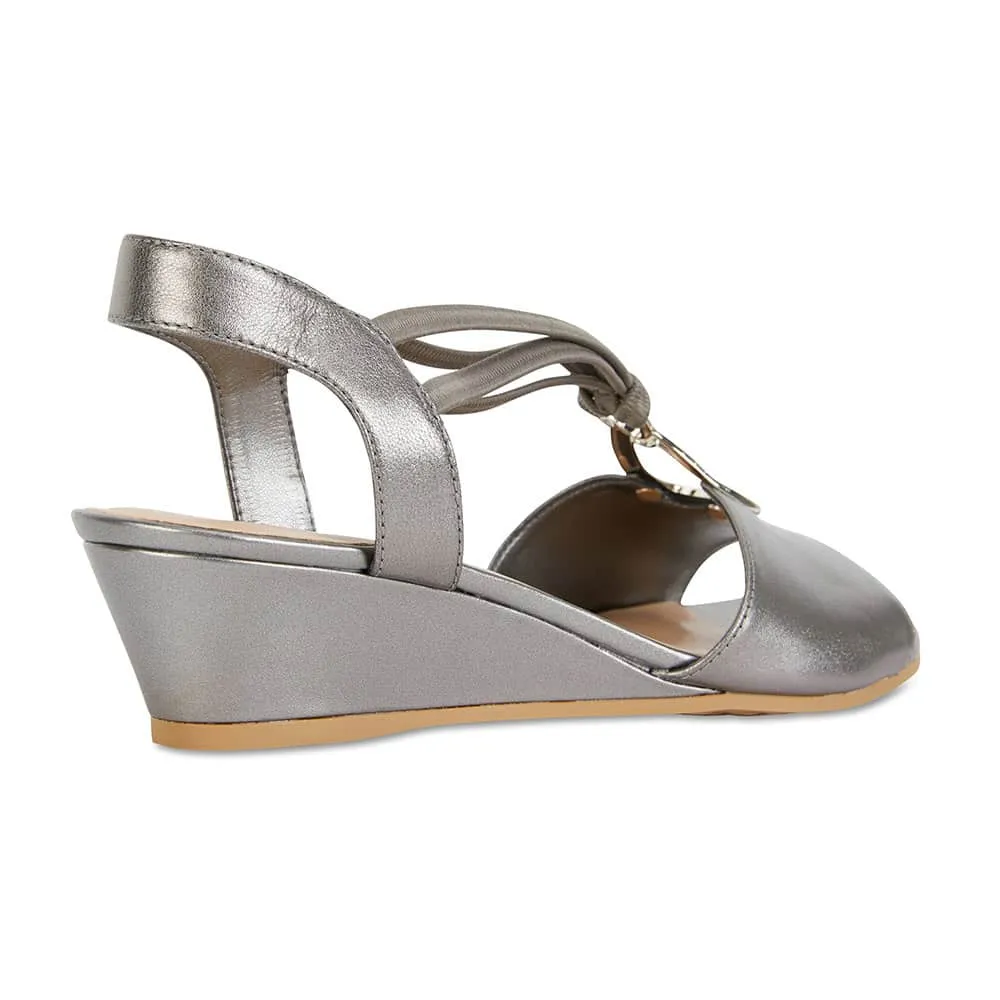 Carey Heel in Pewter Leather