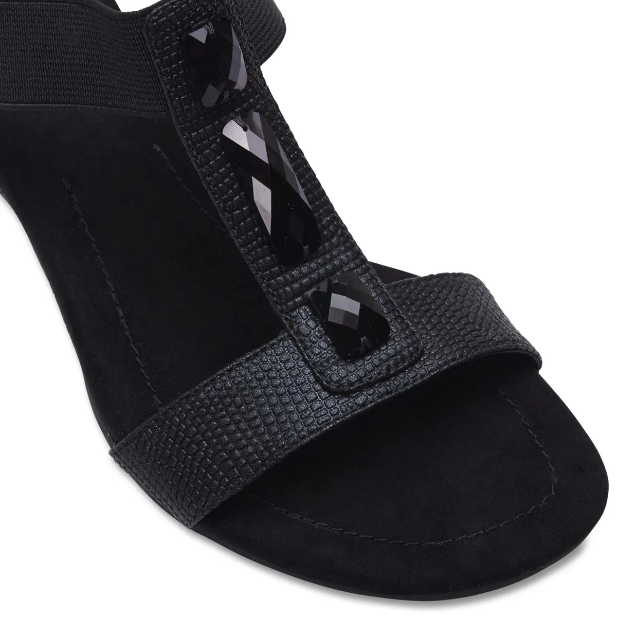 Concert Heel in Black Fabric